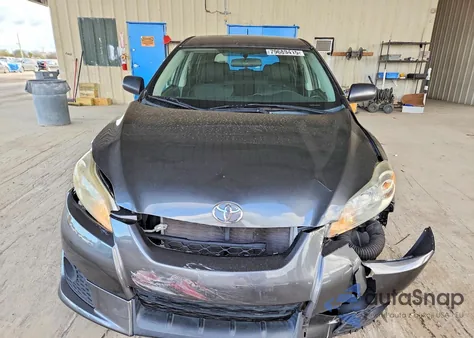 2010 Toyota Matrix Base z USA, uszkodzony, nr VIN 2T1KU4EE3AC263633